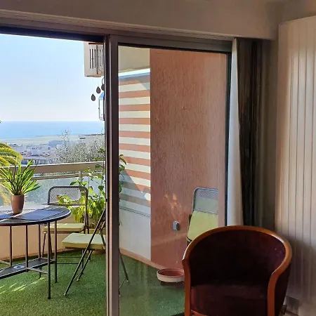 Classy Apartment In Nice With Pool And Private Parking Place Exterior foto