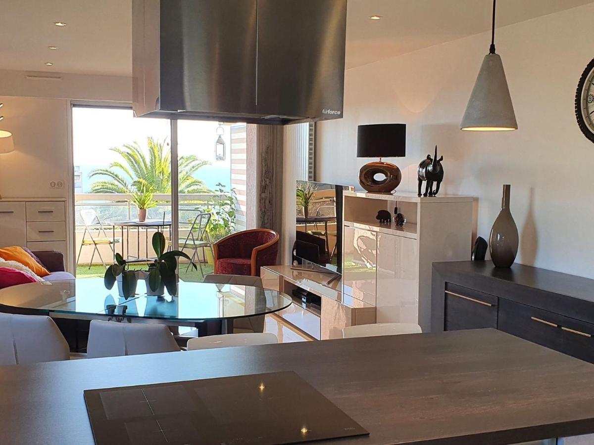 Villa Classy In With Pool And Private Parking Place